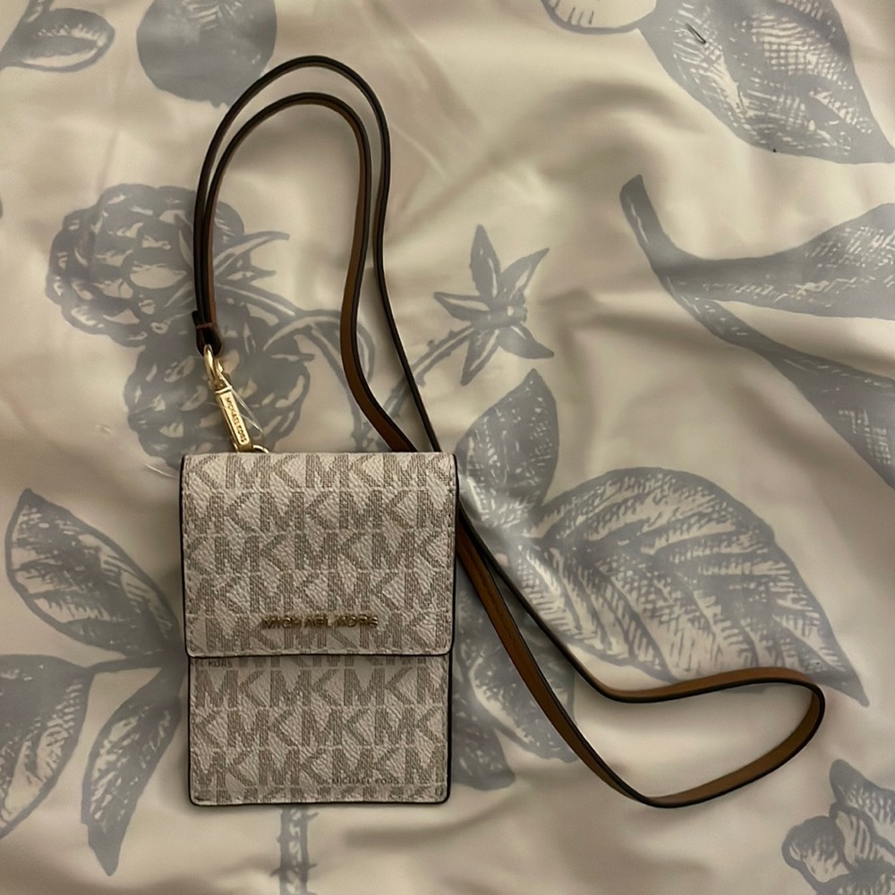 Michael Kors Tan and Cream Cardholder Wristlet